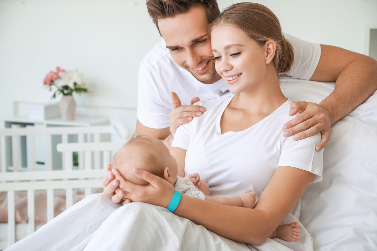 congé naissance et paternité
