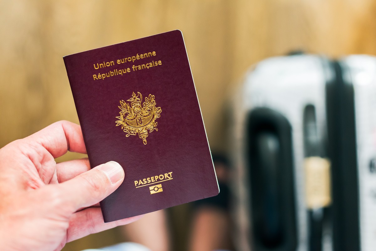 Obtenir un passeport en urgence