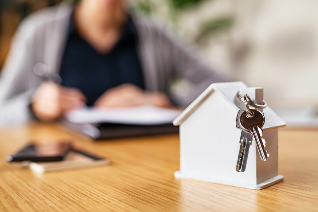 Propriétaires : comment obtenir un numéro de bailleur ? - Mesallocations.fr