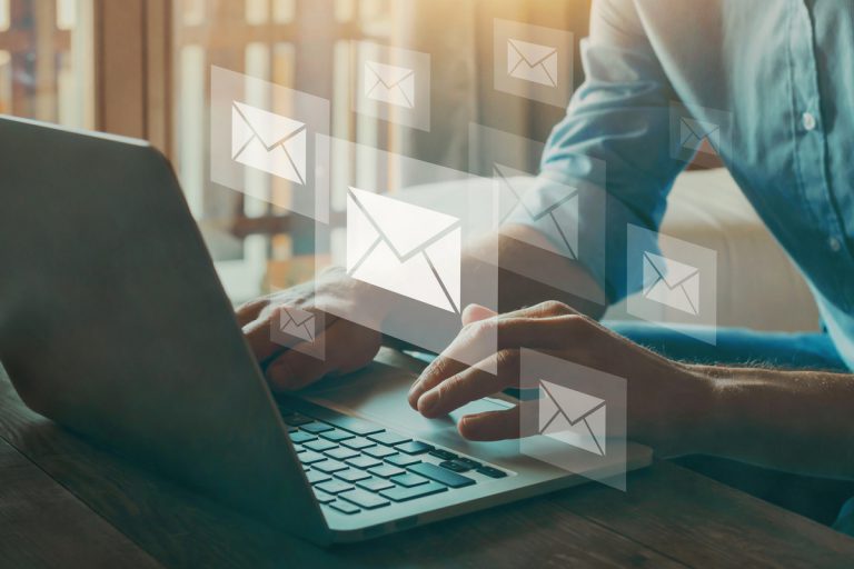 adresse mail de la CAF