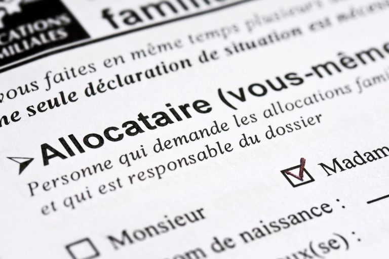 versement à la source