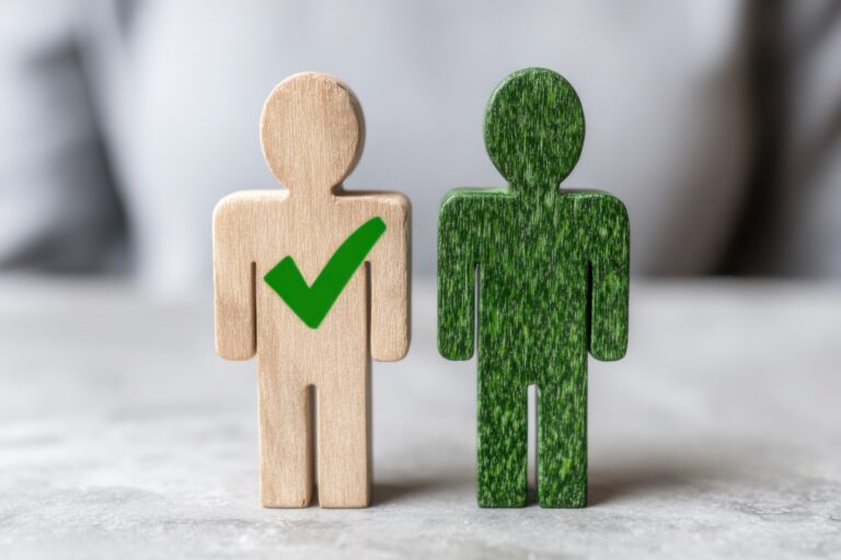 Validation de la conformité d'un dossier allocataire après contrôle caf.